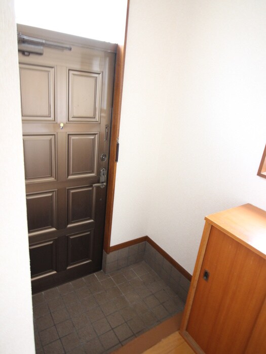 物件内観写真20　(玄関)