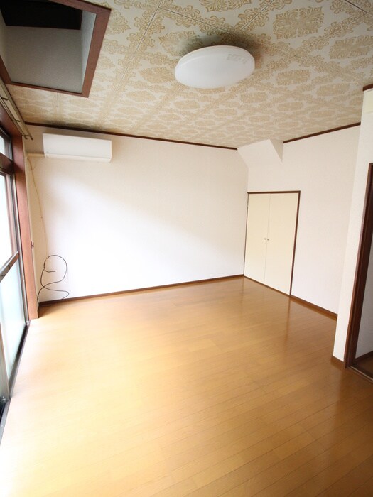 物件内観写真22　(居室)