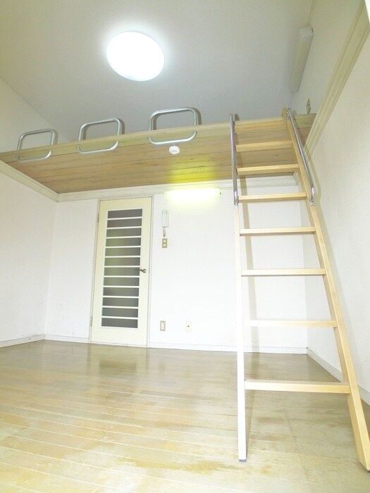 物件内観写真14　(ロフト)