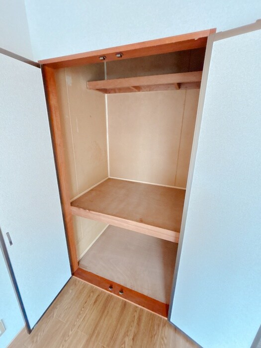 物件内観写真10　(収納)