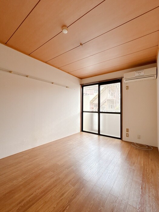 物件内観写真21　(居室)