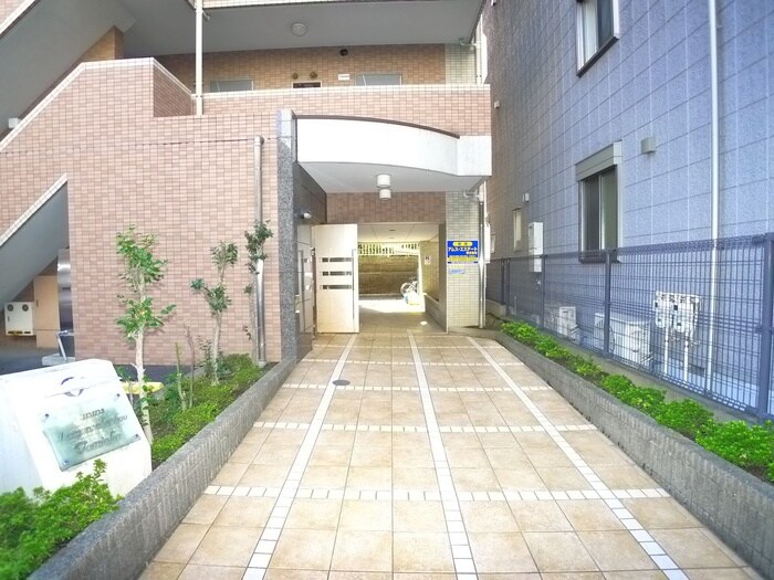 物件外観写真3　(外観写真)