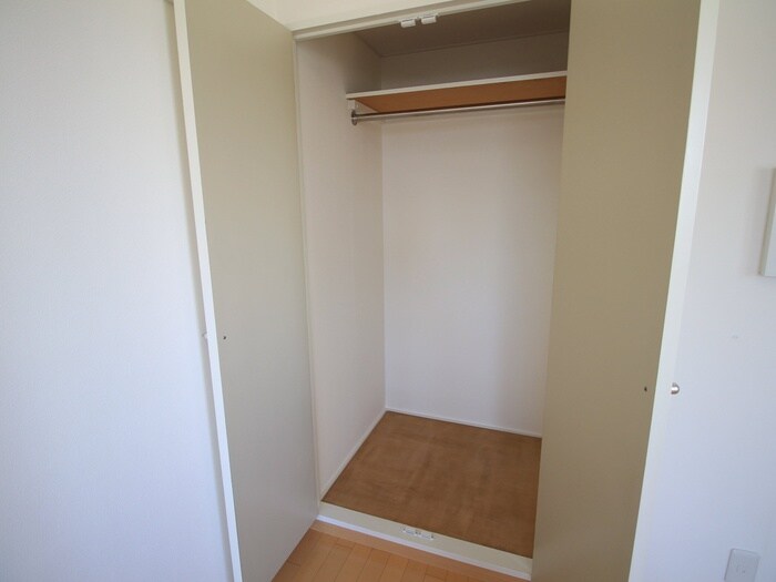 物件内観写真9　(収納)