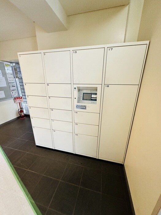 物件外観写真6　(建物設備)