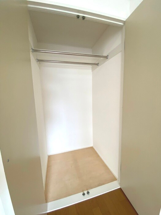 物件内観写真10　(収納)