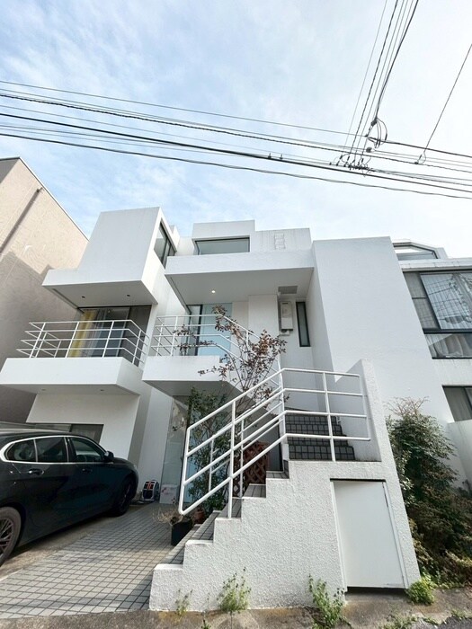 矢来町ハウスの物件外観写真