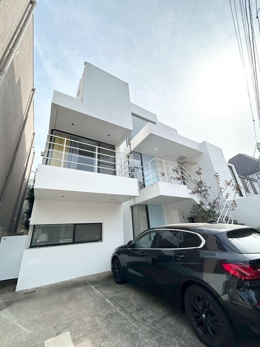 矢来町ハウスの物件外観写真