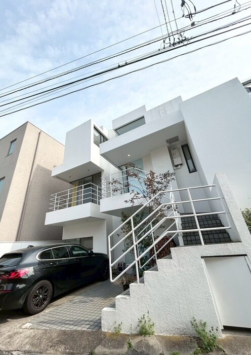 物件外観写真3　(外観写真)