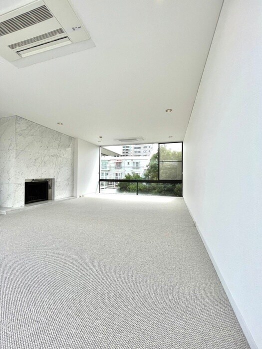 物件内観写真14　(居室)