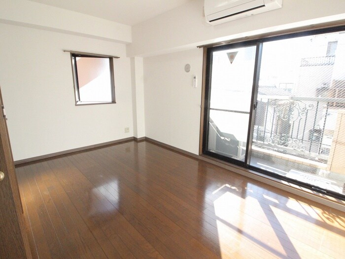 物件内観写真18　(居室)