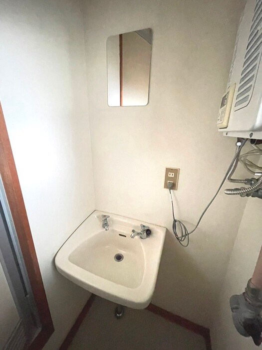 物件内観写真13　(洗面)