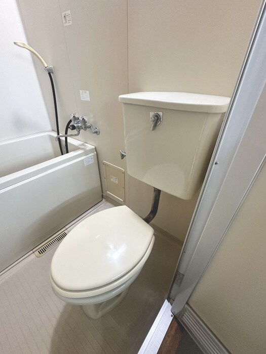 物件内観写真14　(トイレ)