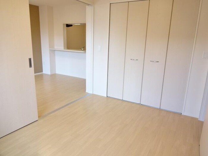 物件内観写真5　(居室)