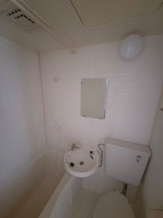 物件内観写真11　(洗面)