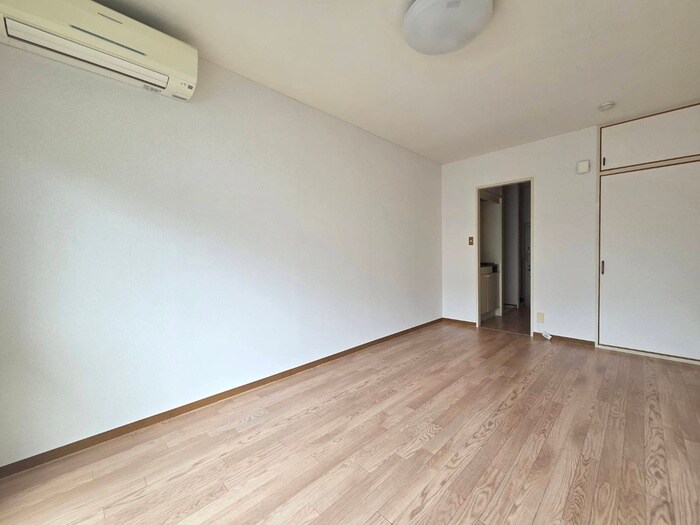 物件内観写真21　(居室)