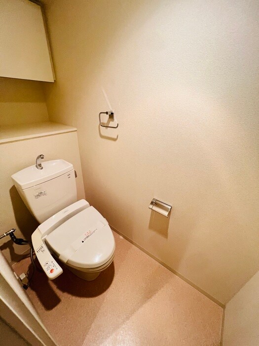 物件内観写真14　(トイレ)