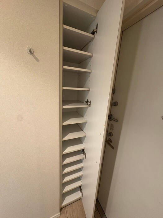 物件内観写真16　(靴箱)