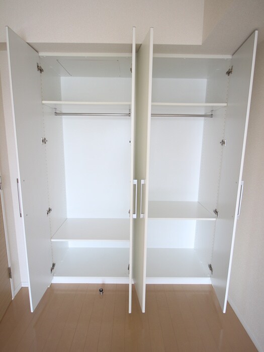 物件内観写真22　(収納)