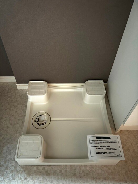 物件内観写真20　(洗濯機置場)