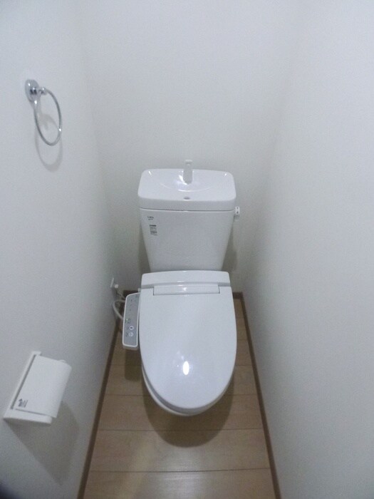 物件内観写真16　(トイレ)