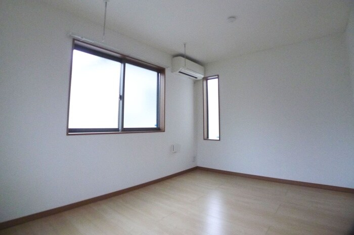 物件内観写真18　(居室)