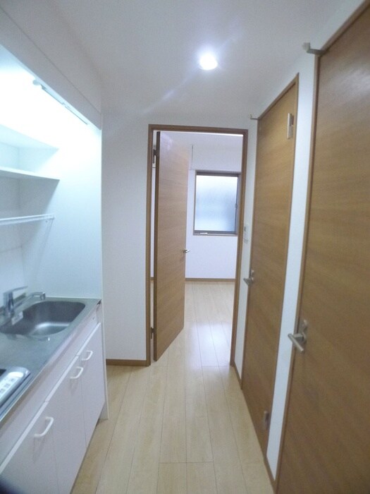 物件内観写真20　(廊下)