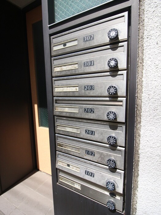 物件外観写真4　(建物設備)