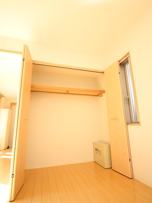 物件内観写真10　(収納)