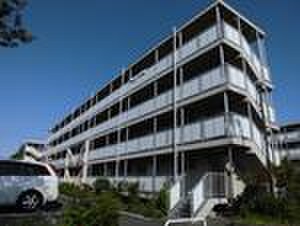 物件外観写真5　(エントランス部分)