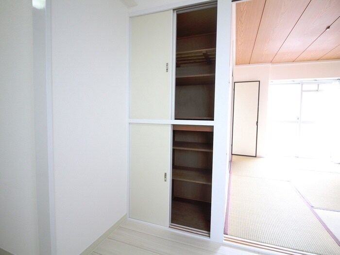 物件内観写真10　(収納)
