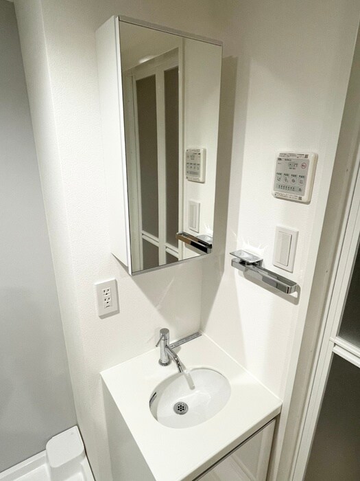 物件内観写真10　(洗面)