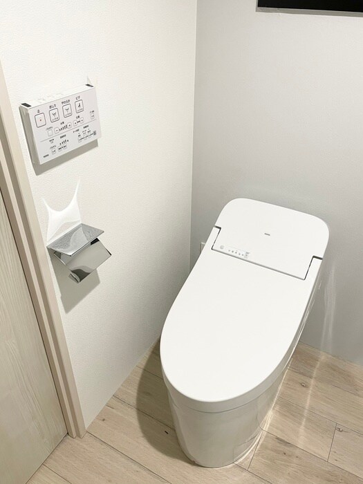 物件内観写真11　(トイレ)