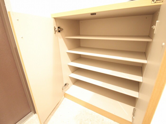 物件内観写真20　(靴箱)