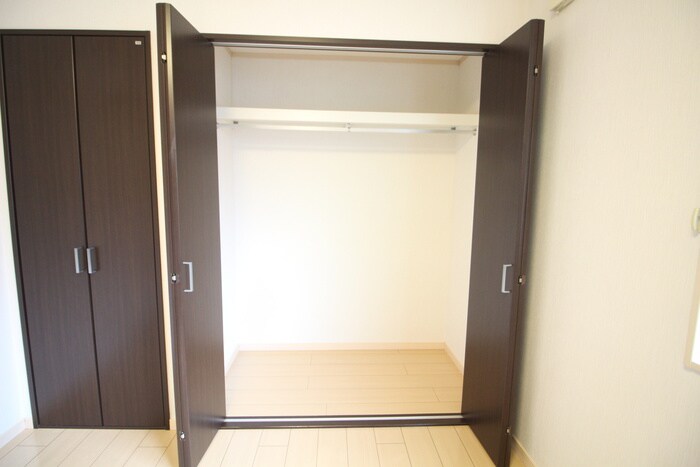 物件内観写真16　(収納)