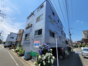 ＴＳシモンズ外観写真