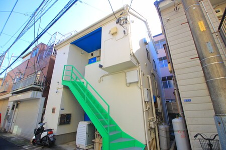 スカイブルーハウス外観写真