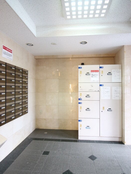 物件外観写真4　(建物設備)