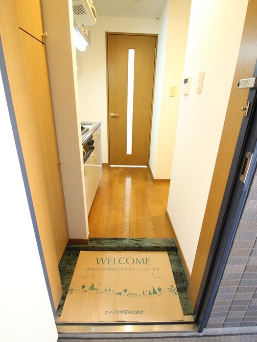 物件内観写真21　(玄関)