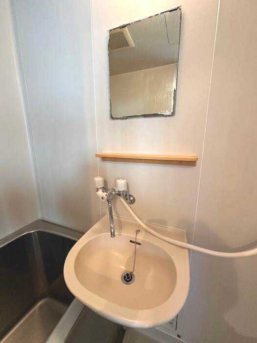 物件内観写真12　(洗面)