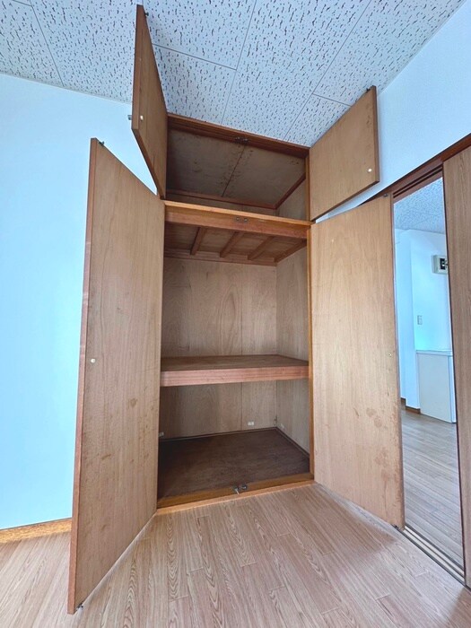 物件内観写真18　(収納)
