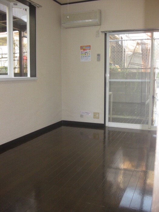 物件内観写真6　(居室)