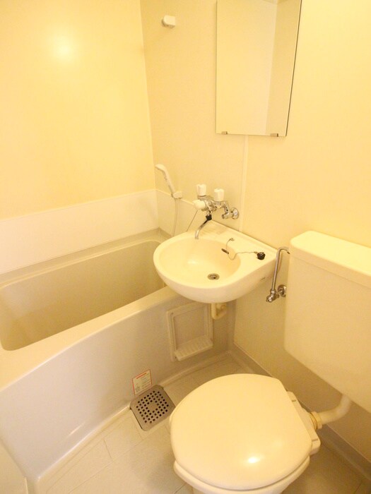 物件内観写真11　(バス／シャワールーム等)