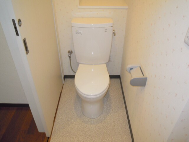 物件内観写真9　(トイレ)