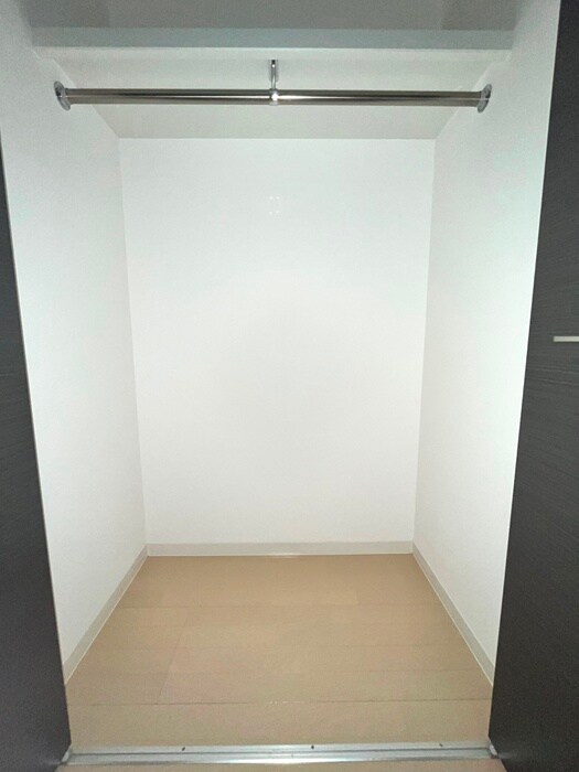 物件内観写真16　(収納)