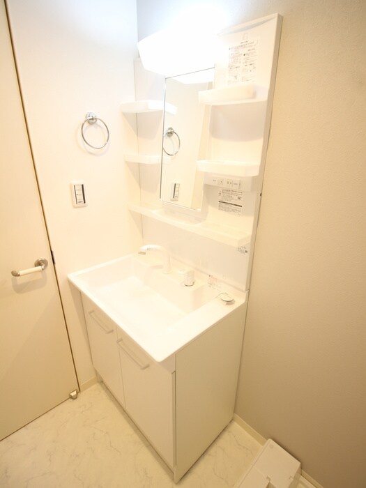 物件内観写真12　(洗面)