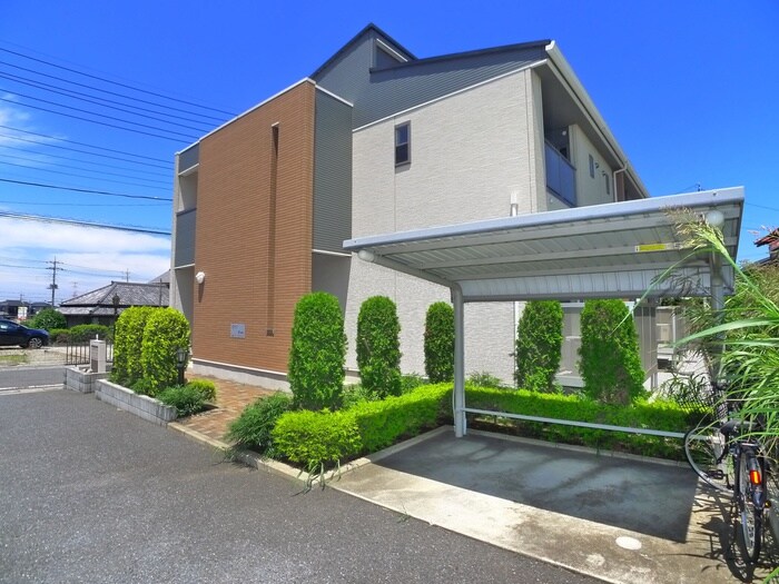 物件外観写真3　(駐輪場)