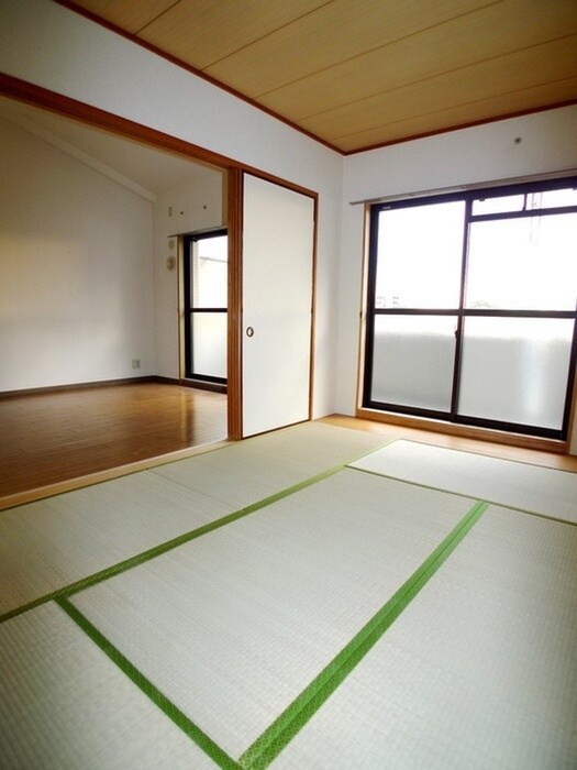 物件内観写真7　(居室)