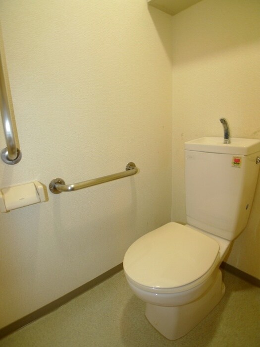 物件内観写真10　(トイレ)