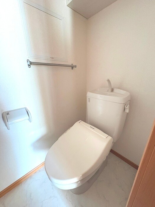 物件内観写真11　(トイレ)