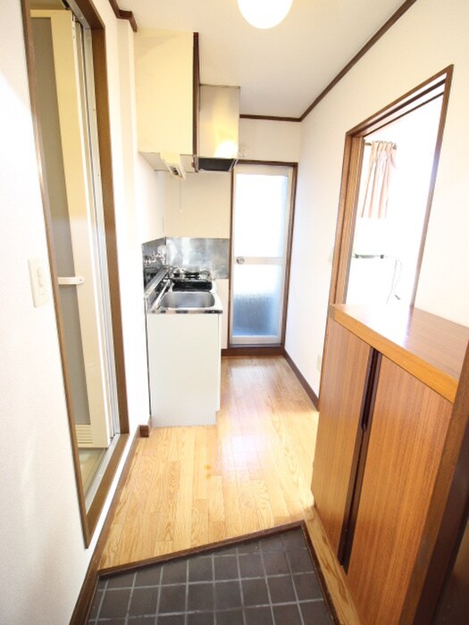 物件内観写真7　(廊下)